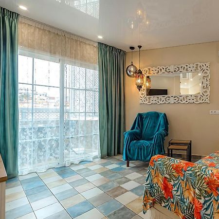 Luxury Two-Bedroom Apartment Four Seasons Адехе Екстериор снимка
